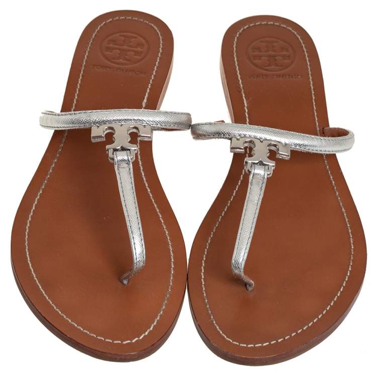 Pre Owned Tory Burch Silver Leather Thong Flats Size 39