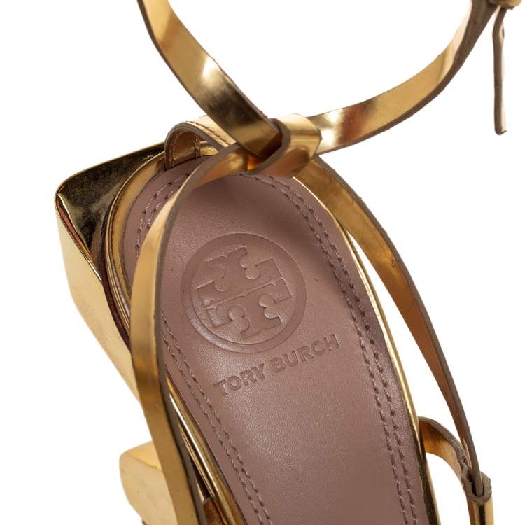 Pre Owned Tory Burch Beige/Gold Leather and Canvas Curio Sandals Size 38
