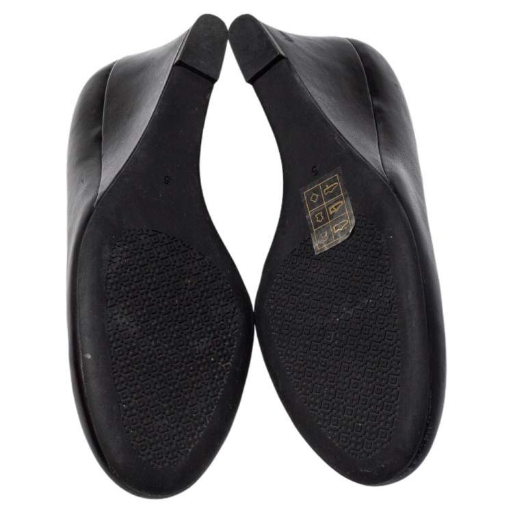 Pre Owned Tory Burch Black Leather Chelsea Wedge Pumps Size 35