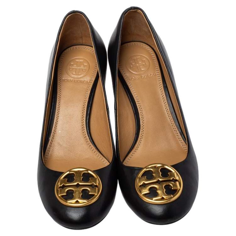 Pre Owned Tory Burch Black Leather Chelsea Wedge Pumps Size 35