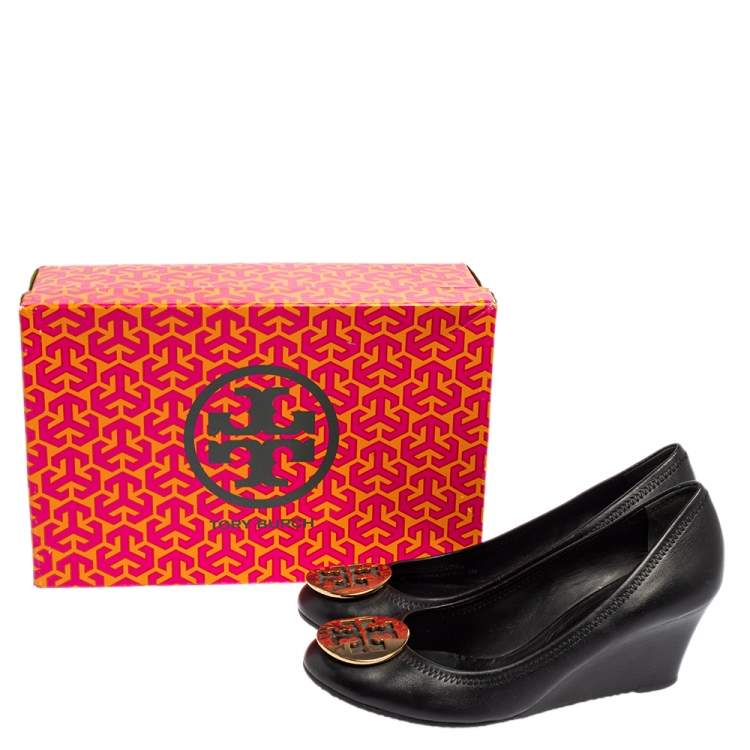 Pre Owned Tory Burch Black Leather Sophie Embellished Wedge Pumps Size 39