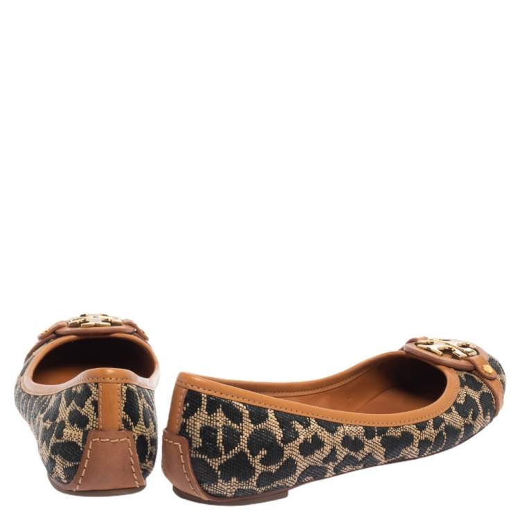 Pre Owned Tory Burch Black/Brown Leopard Print Straw and Leather Trim Ballet Flats Size 