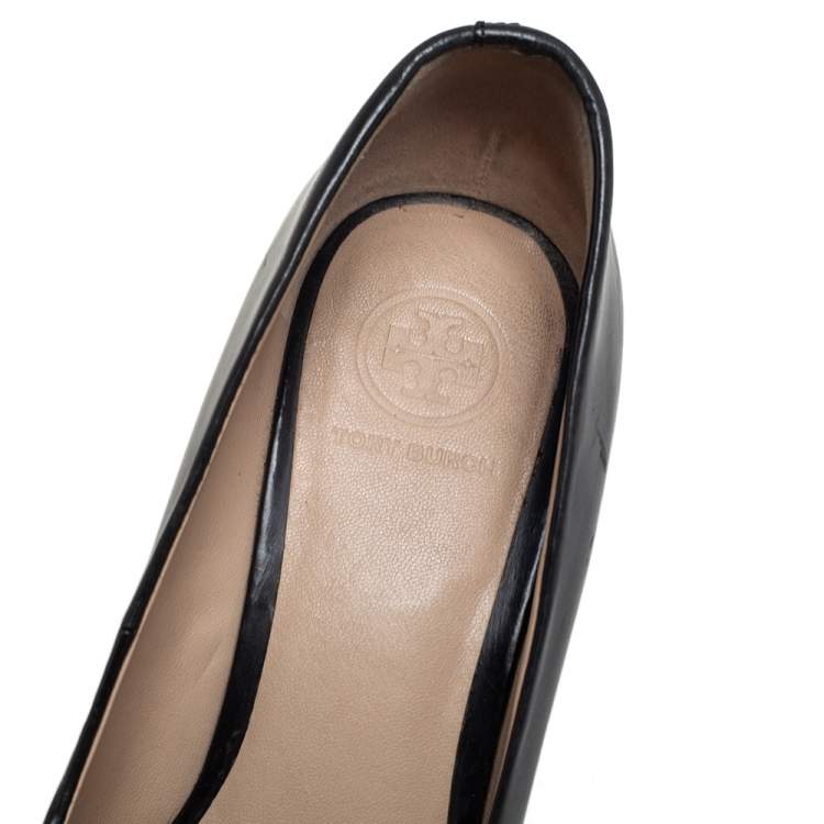 Pre Owned Tory Burch Black Leather  Logo Wedge Size 36