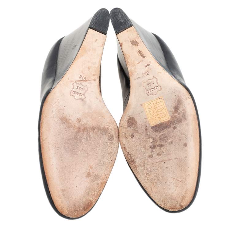 Pre Owned Tory Burch Black Leather  Logo Wedge Size 36
