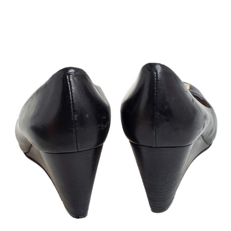 Pre Owned Tory Burch Black Leather Raleigh Round Toe Wedge Pumps Size 40.5