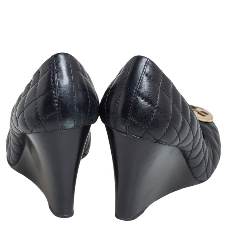 Pre Owned Tory Burch Black Quilted Leather Reva Wedge Pumps Size 38.5