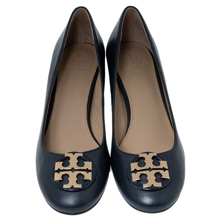 Pre Owned Tory Burch Navy Blue Leather Block Heel Pumps Size 37.5