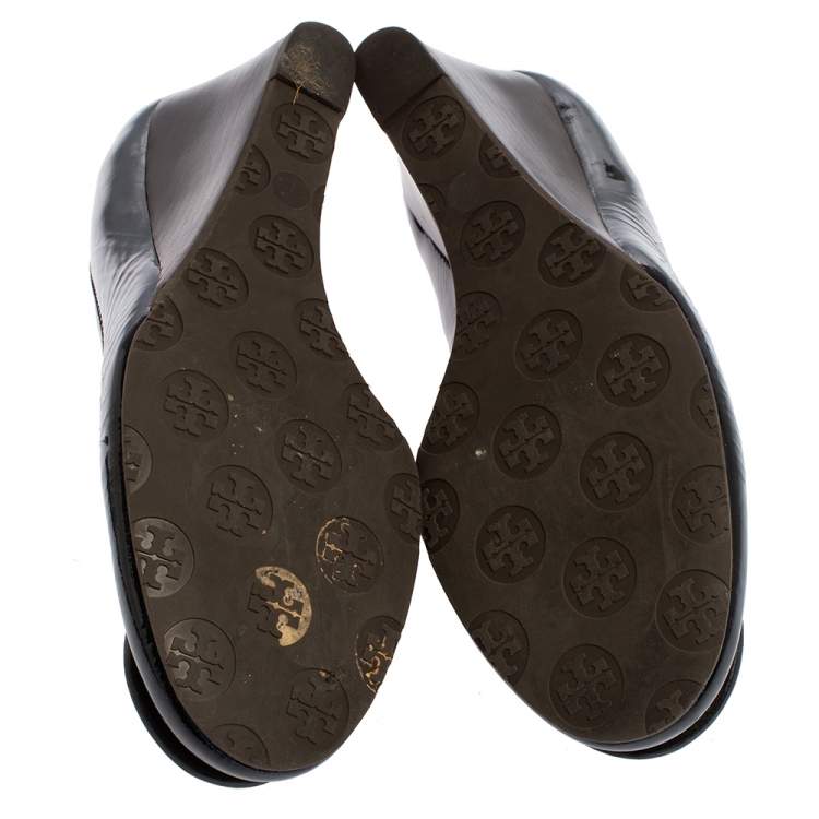 Pre Owned Tory Burch Navy Blue Patent Leather Sophie Wedge Pumps Size 38.5