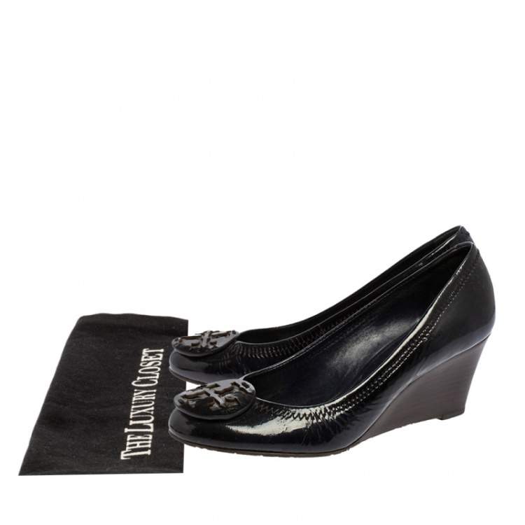 Pre Owned Tory Burch Navy Blue Patent Leather Sophie Wedge Pumps Size 38.5