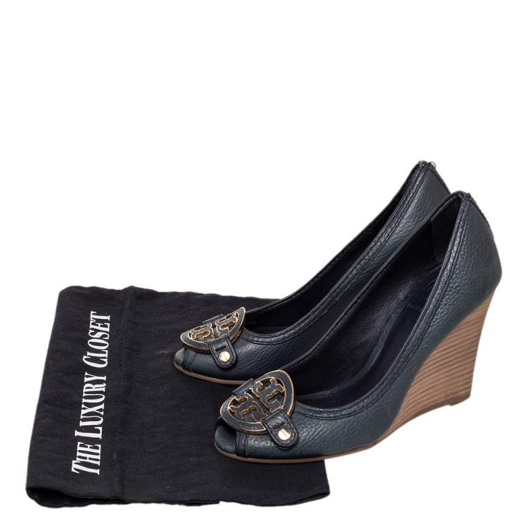 Pre Owned Tory Burch Green Leather Amanda Peep Toe Wedge Pumps Size 36