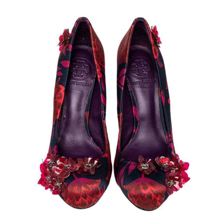 Pre Owned Tory Burch Red/Black Floral Print Satin Elmira Wedge Pumps Size 36.5