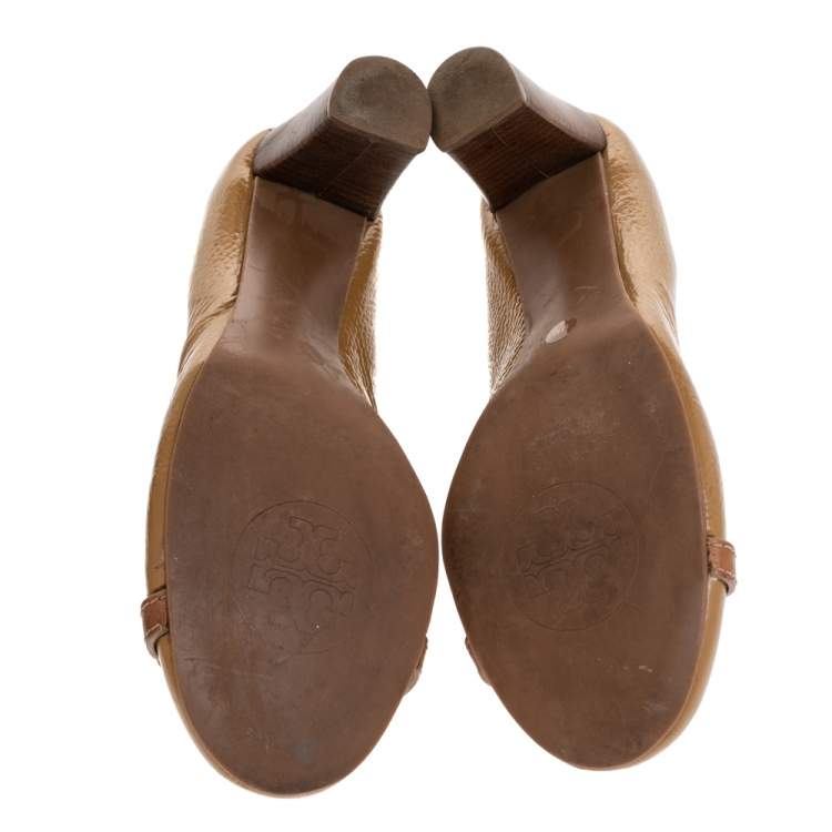 Pre Owned Tory Burch Brown Patent And Leather Pumps Size 41