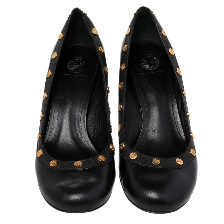 Pre Owned Tory Burch Black Leather Reva Logo Studded Wooden Block Heels Pumps Size 40
