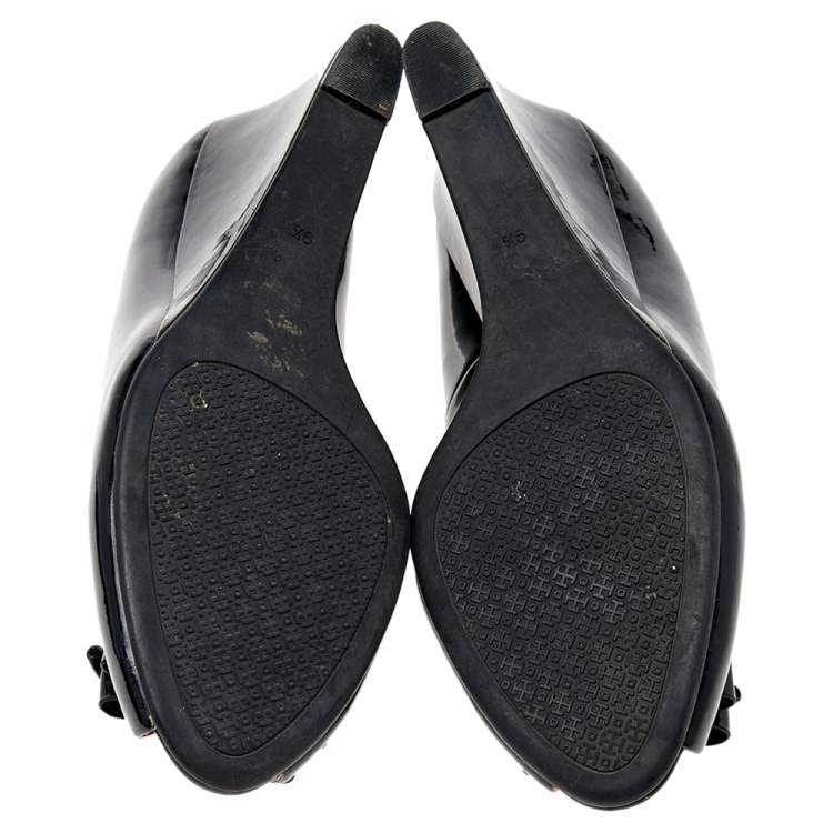 Pre Owned Tory Burch Black Patent Leather Wedge Pumps Size 39.5