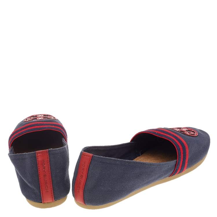 مملوكة مسبقًا Tory Burch Navy Blue/Red Canvas And Patent Leather Logo Slip On Flats Size 38