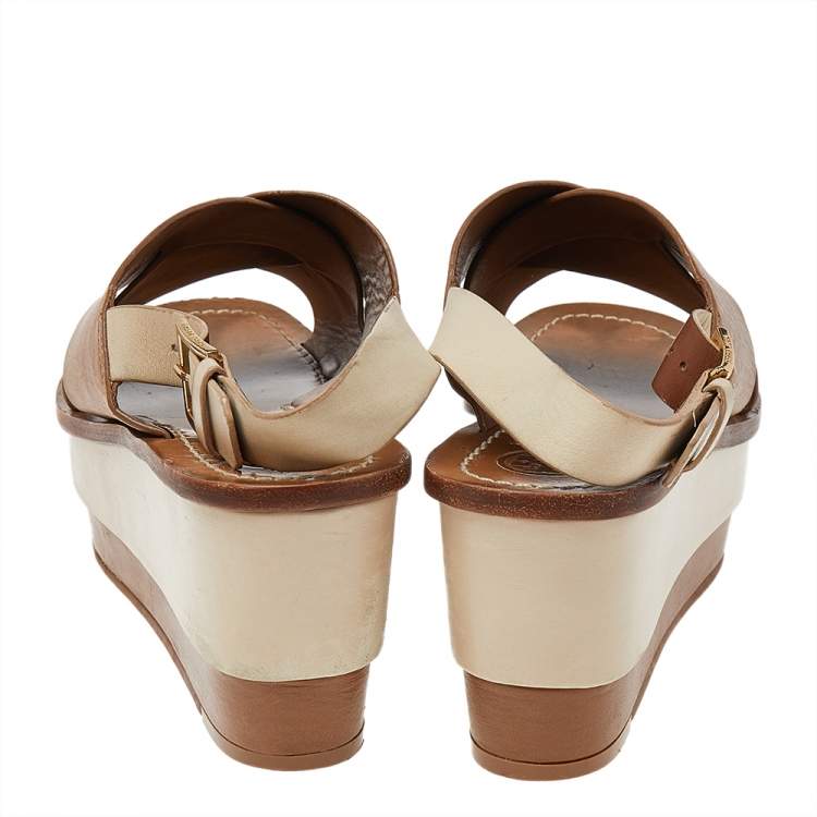 مملوكة مسبقًا Tory Burch Brown/Beige Leather Platform Wedge Slingback Sandals Size 38.5