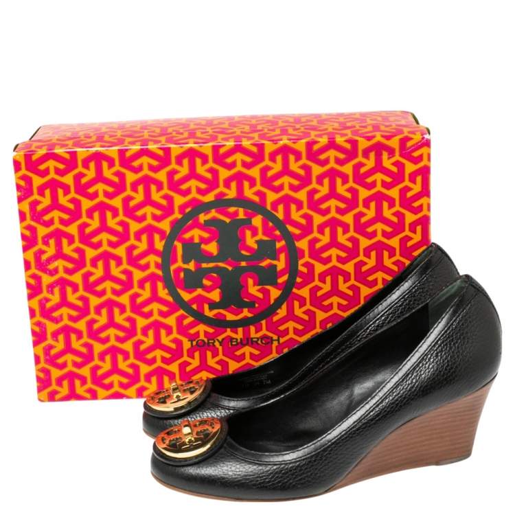 Pre Owned Tory Burch Black Leather Reva Logo Wedge Pumps Size 37