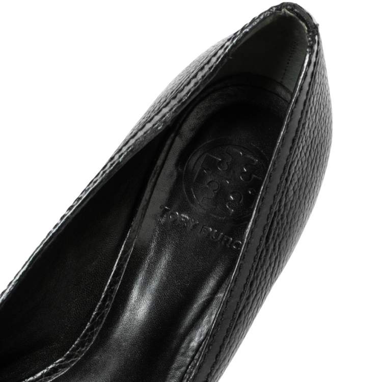 Pre Owned Tory Burch Black Leather Reva Logo Wedge Pumps Size 37