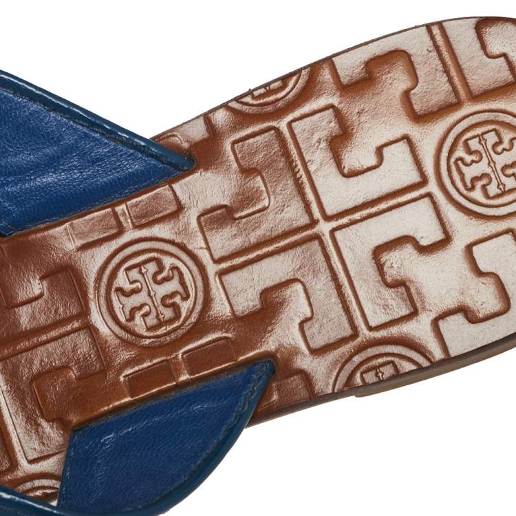 Pre Owned Tory Burch Blue Patent Leather Thora Thong Flats Size 38