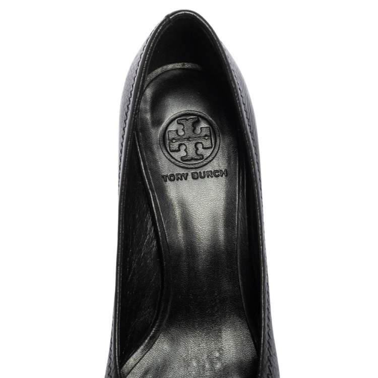 مملوكة مسبقًا Tory Burch Black Leather Sally Wedge Pumps Size 37.5
