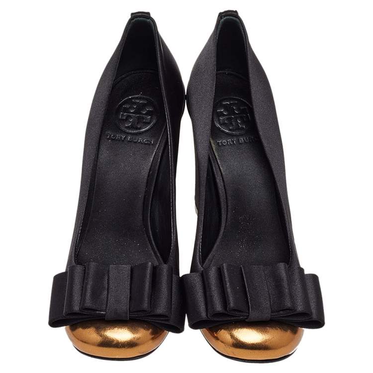 Pre Owned Tory Burch Black/Gold Satin And Leather Bow Block Heel Pumps SIze 37