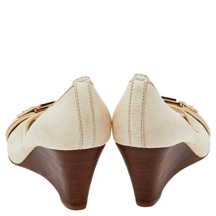 Pre Owned Tory Burch Cream Leather Peep Toe Pumps Size 37.5