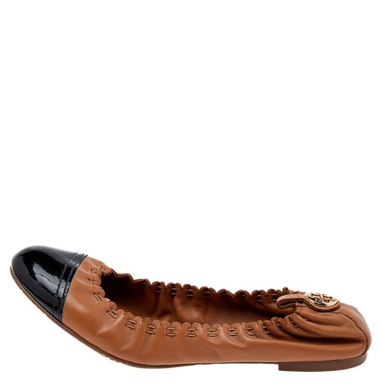 Pre Owned Tory Burch Brown/Black Patent And Leather Ballet Flats Size 38.5