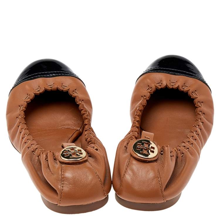 Pre Owned Tory Burch Brown/Black Patent And Leather Ballet Flats Size 38.5
