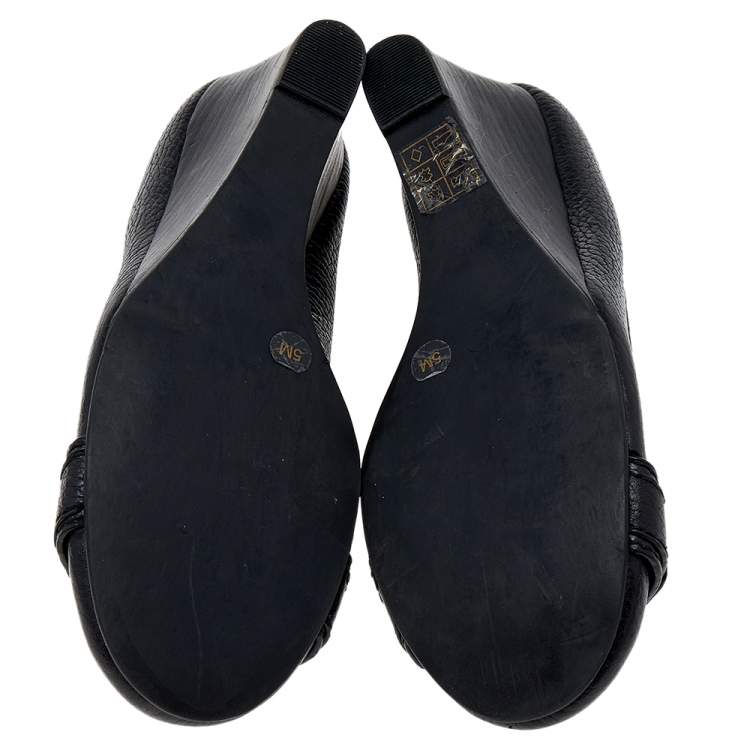 Pre Owned Tory Burch Black Leather Wedge Pumps Size 35