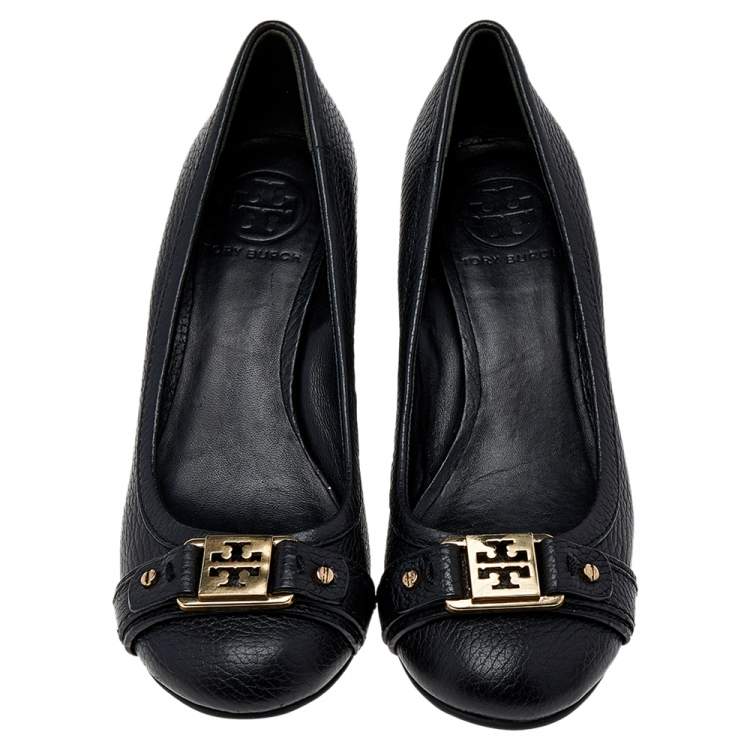 Pre Owned Tory Burch Black Leather Wedge Pumps Size 35
