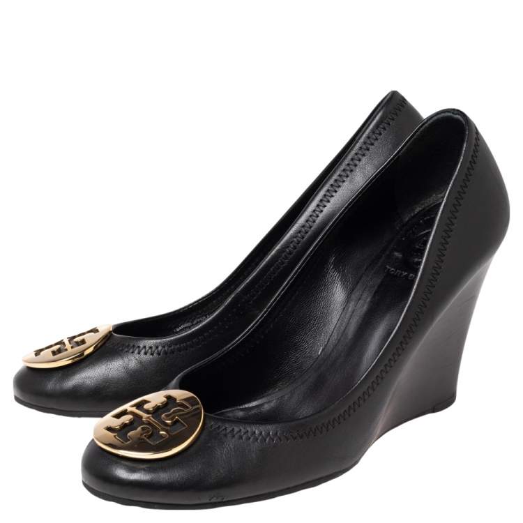 Pre Owned Tory Burch Black Leather Sophie Embellished Wedge Pumps Size 38