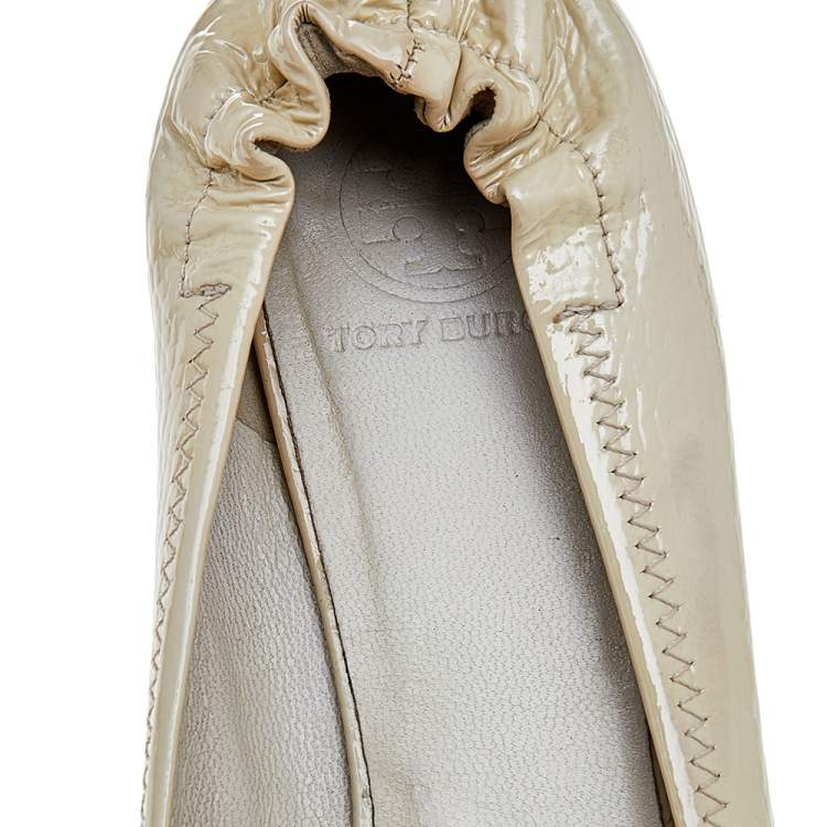 Pre Owned Tory Burch Cream Patent Leather Minnie Ballet Flats Size 40.5
