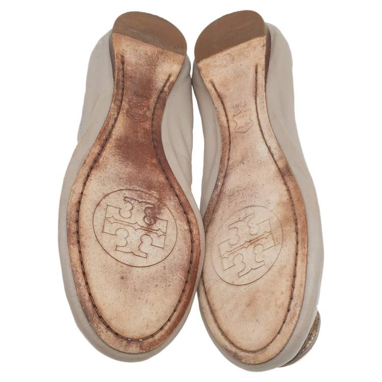 Pre Owned Tory Burch Grey Leather Carolina Scrunch Ballet Flats Size 37