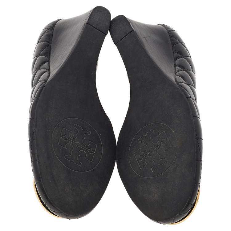 Pre Owned Tory Burch Black Quilted Leather Reva Wedge Pumps Size 35.5