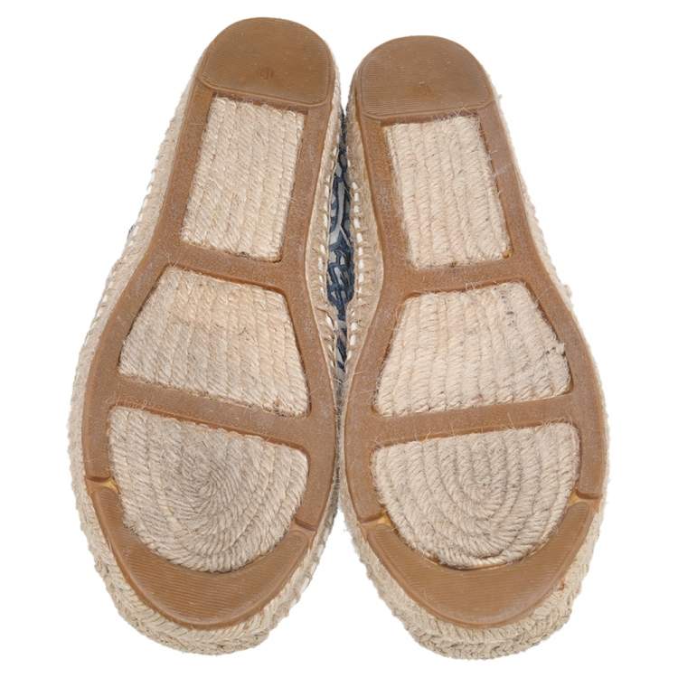Pre Owned Tory Burch Blue-White Floral Cut Out Lace And Leather Espadrille Flats Size 40