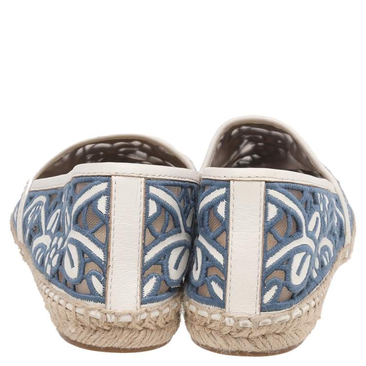 Pre Owned Tory Burch Blue-White Floral Cut Out Lace And Leather Espadrille Flats Size 40