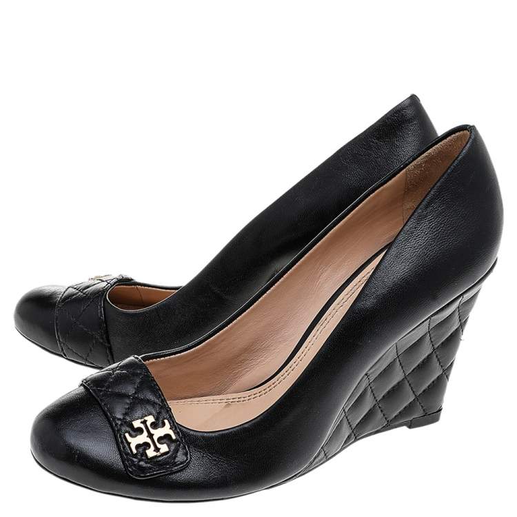 Pre Owned Tory Burch Black Leather Leila Quilted Heel Wedge Pumps Size 39.5