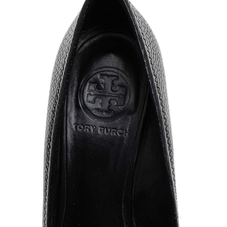 Pre Owned Tory Burch Black Leather Julianne Wedge Pumps Size 35