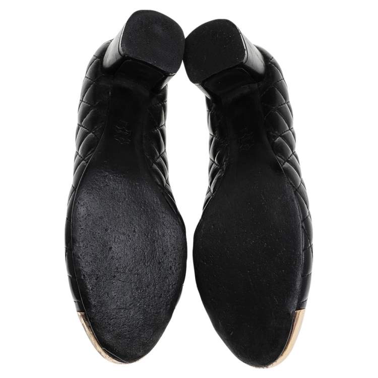 Pre Owned Tory Burch Black Quilted Leather Kaitlin Metal Cap Toe Block Heel Pumps Size 39