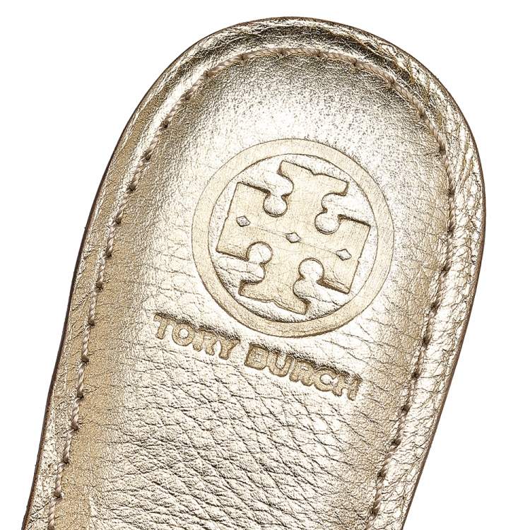 Pre Owned Tory Burch Metallic Gold Leather Logo Embellished Thong Flat Sandals Size 39