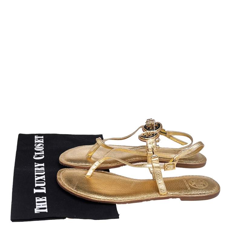 Pre Owned Tory Burch Metallic Gold Leather Logo Embellished Thong Flat Sandals Size 39