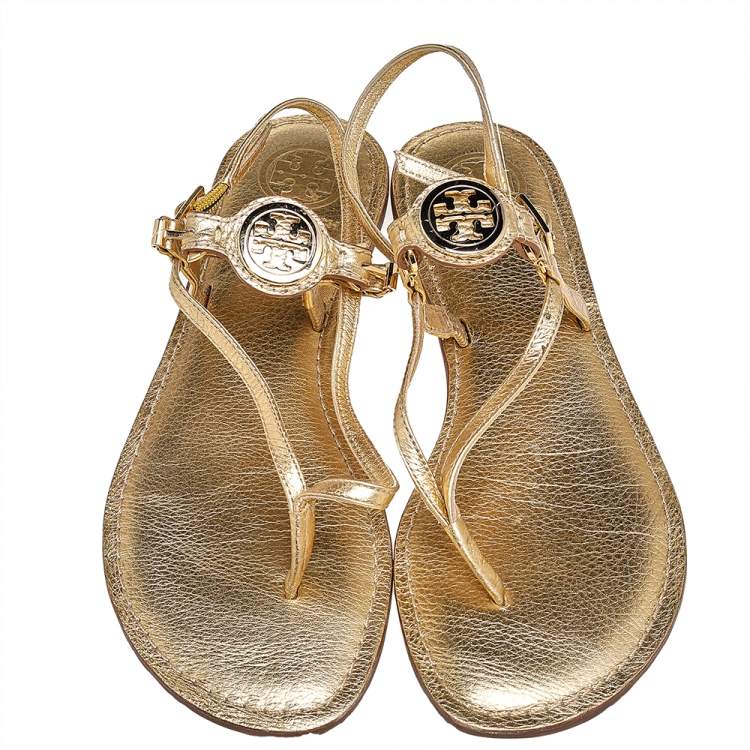 Pre Owned Tory Burch Metallic Gold Leather Logo Embellished Thong Flat Sandals Size 39