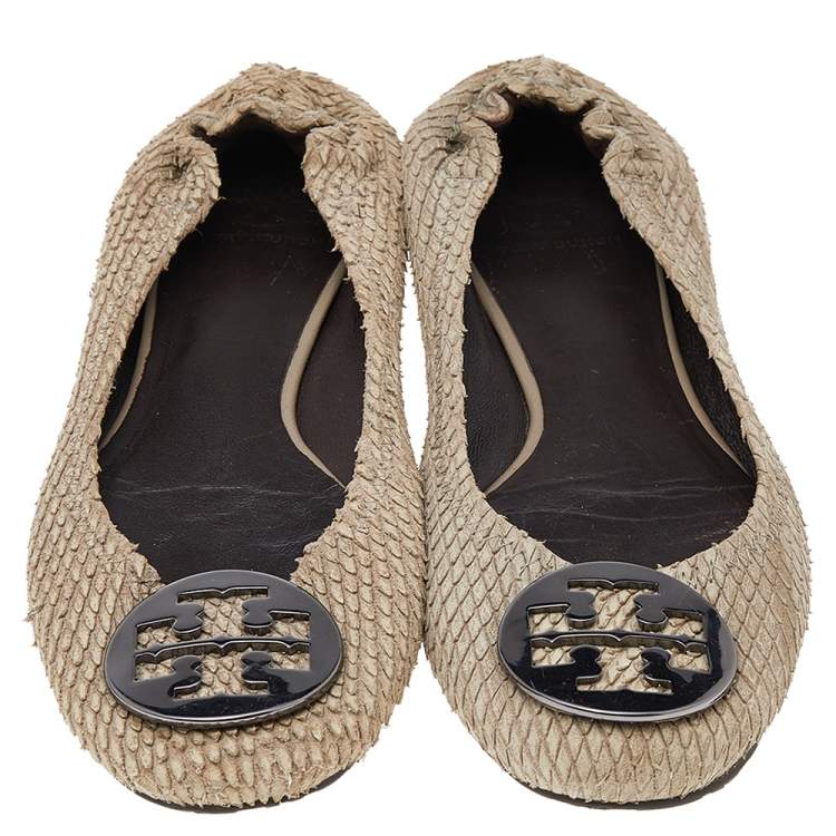 Pre Owned Tory Burch Beige Python Embossed Leather Minnie Scrunch Ballet Flats Size 38.5
