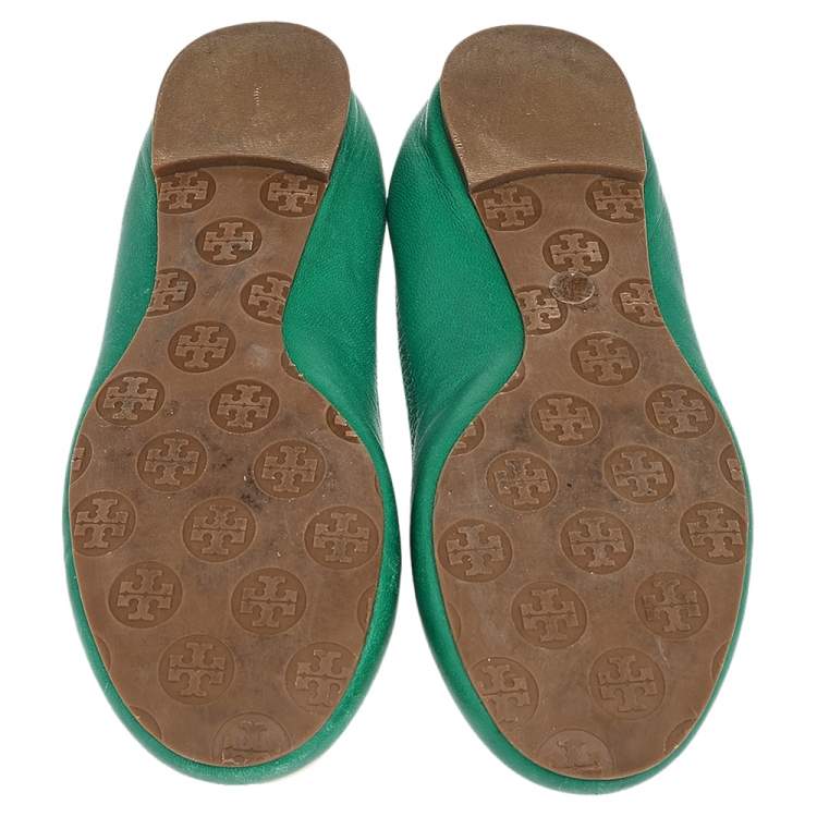 Pre Owned Tory Burch Green Leather Reva Scrunch Ballet Flats Size 38.5