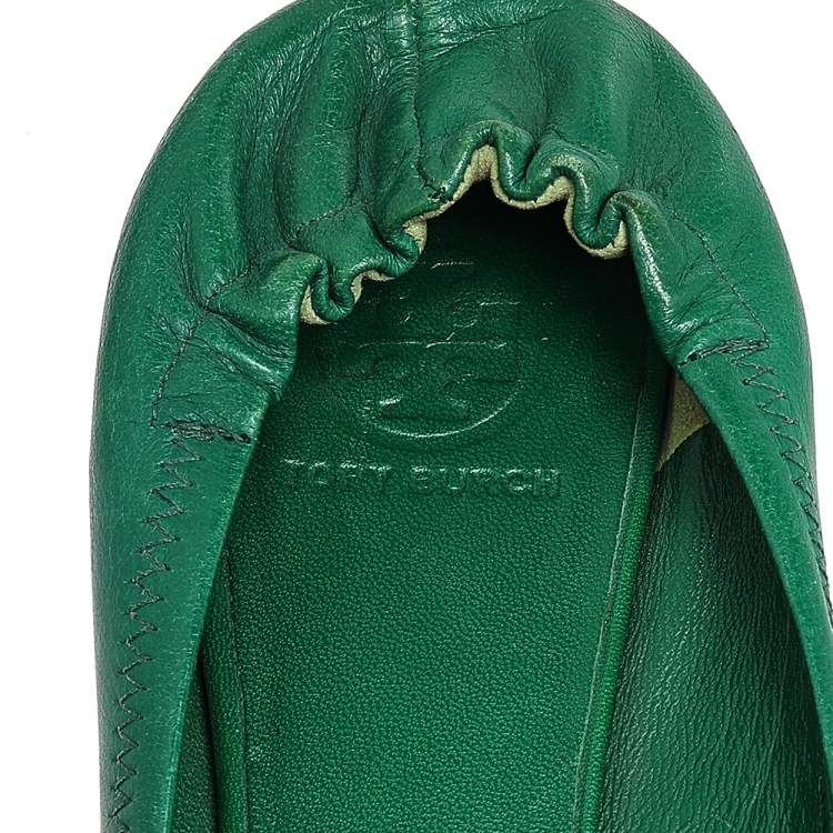 Pre Owned Tory Burch Green Leather Reva Scrunch Ballet Flats Size 38.5