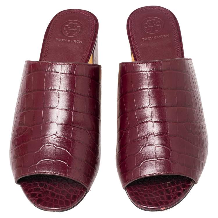 Pre Owned Tory Burch Burgundy Croc Embossed Leather Salinas Peep Toe Sandals Size 38