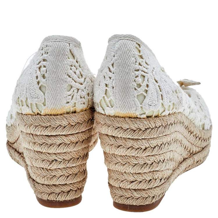 مملوكة مسبقًا Tory Burch Beige Lace Jackie Bow Peep Toe Wedge Espadrille Pumps Size 37.5