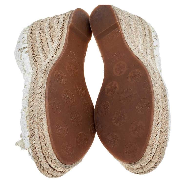 مملوكة مسبقًا Tory Burch Beige Lace Jackie Bow Peep Toe Wedge Espadrille Pumps Size 37.5