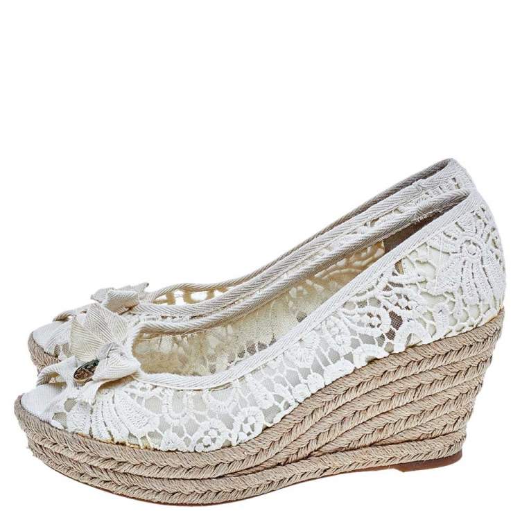 مملوكة مسبقًا Tory Burch Beige Lace Jackie Bow Peep Toe Wedge Espadrille Pumps Size 37.5
