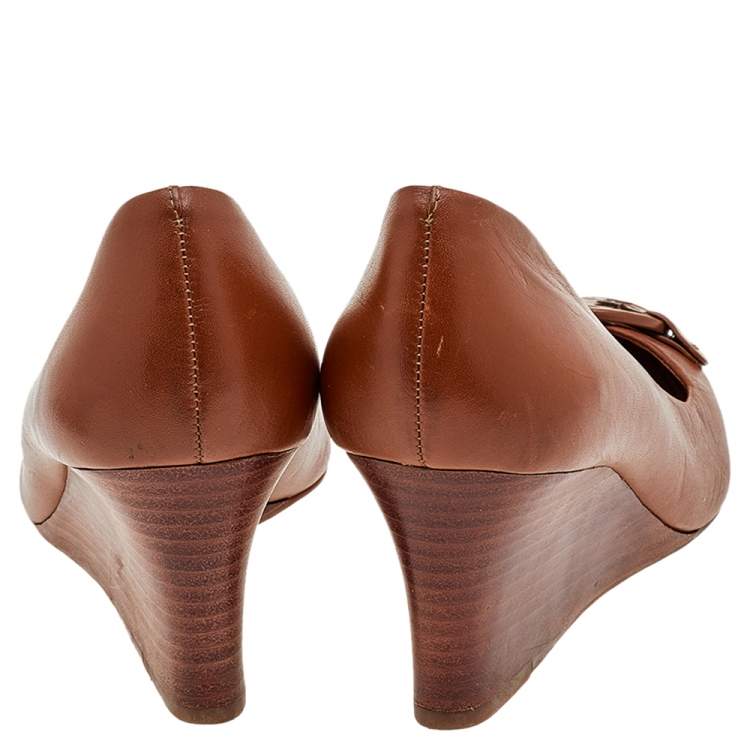 Pre Owned Tory Burch Brown Leather Selma Wedge Logo Pumps Size 38.5